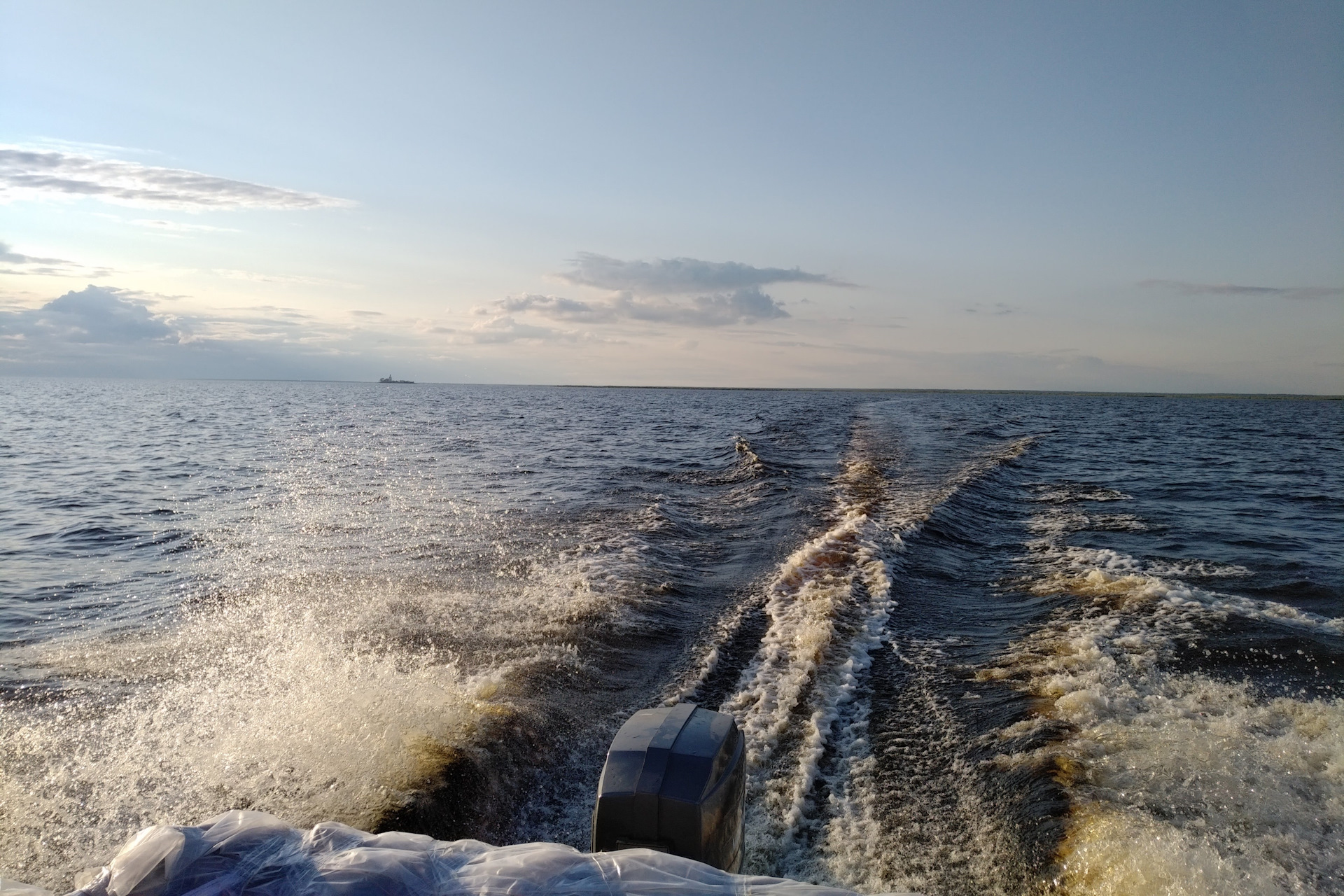 Устье Кубенское праздник лодки. День лодки Устье Кубенское 2021. Кубенское озеро. Кубенское озеро замерзает зимой.