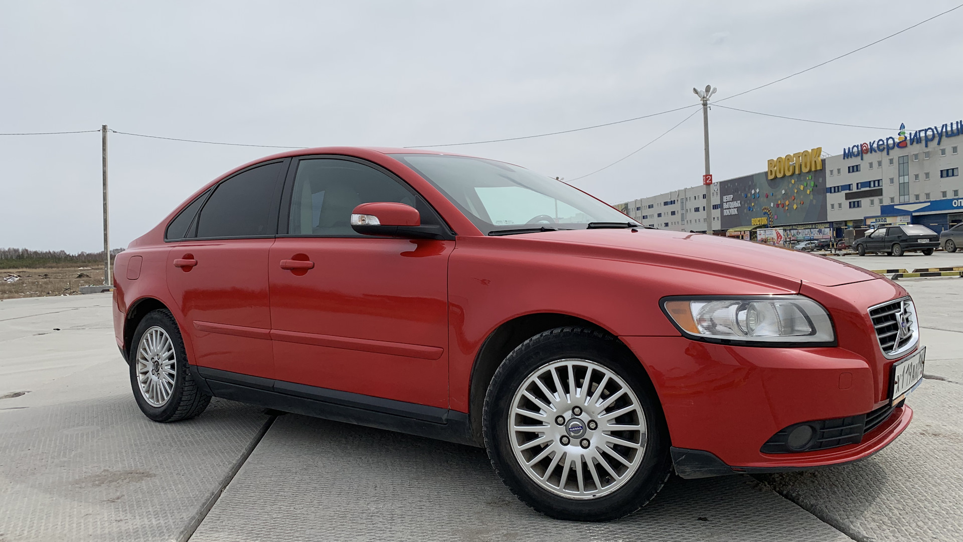 Volvo s40 2011. Вольво с 40 2. 4. Volvo s40 седан. 2009 volvo s40 black.