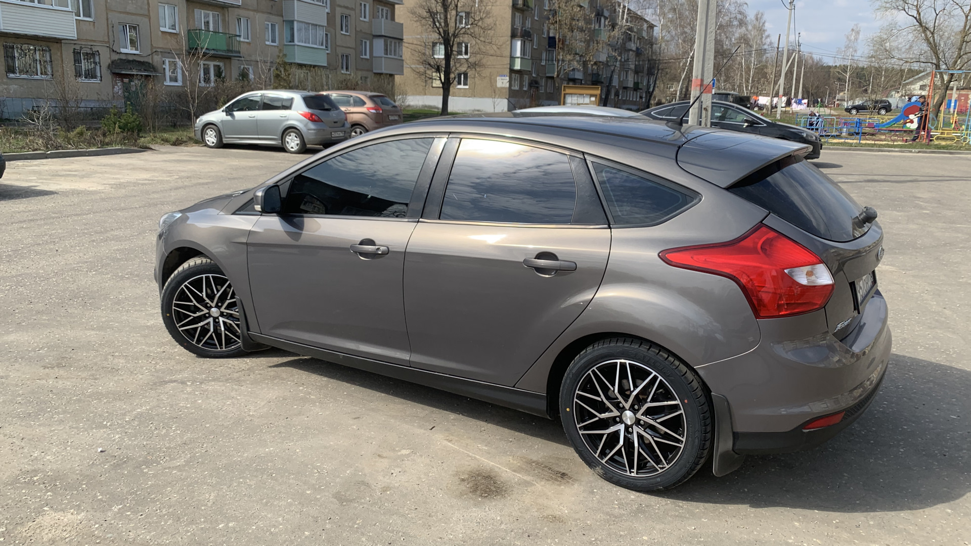 Скад азимут. Скад Азимут Ford Focus. Skad Азимут 5:105. Скад скидетто 18 радиус Форд фокус 3. Диски Скад Азимут.