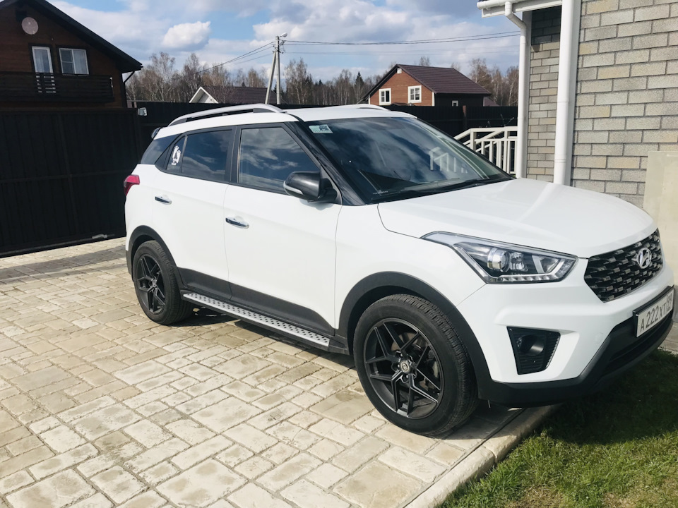 Sexсуальные R 18 реплика hre ff11 Hyundai Creta 1G 2 л 2018  