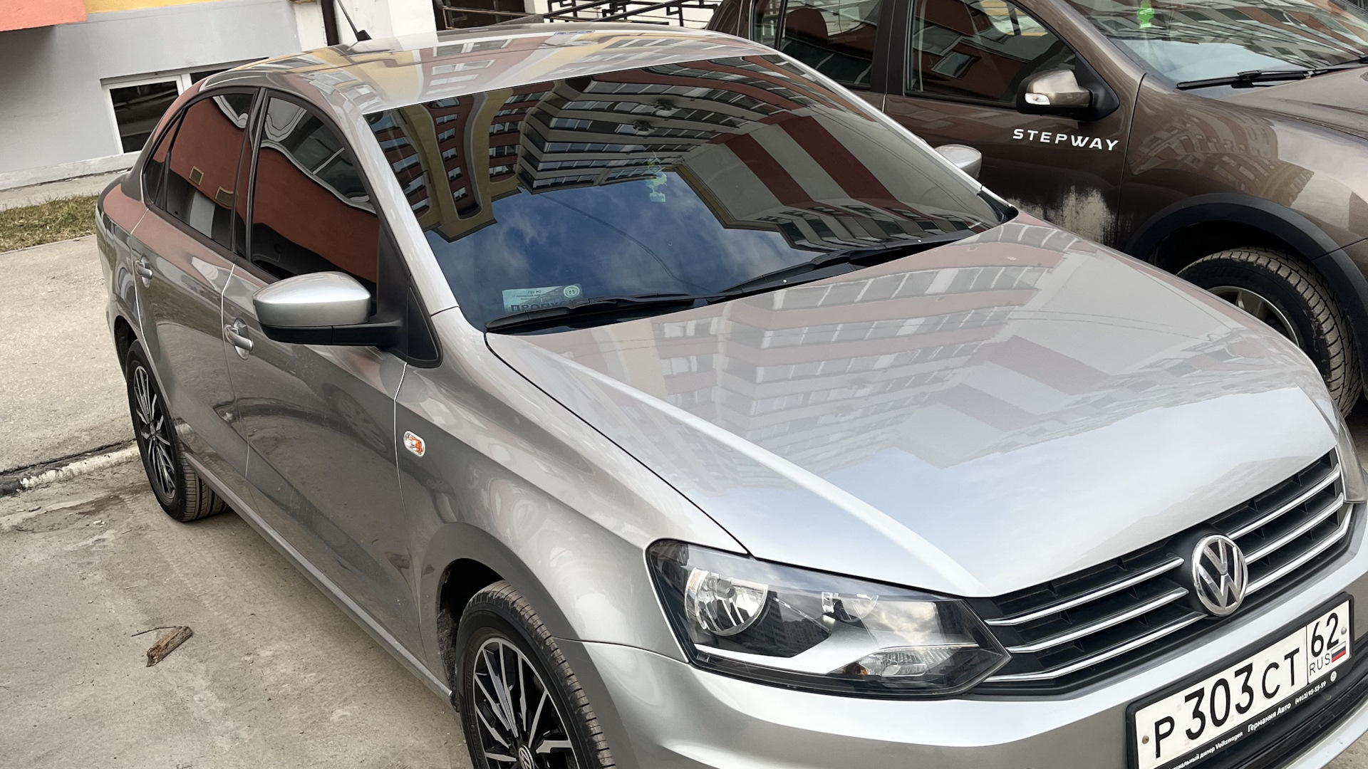 Volkswagen Polo Sedan 1.6 бензиновый 2017 | на DRIVE2