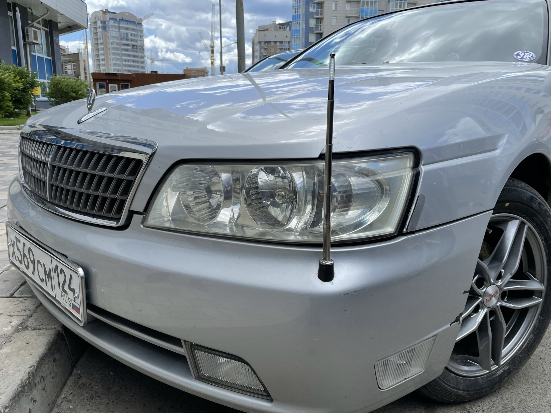 Ремонт габаритной антенны в бампере. — Nissan Laurel (C35), 2 л, 2002 года  | аксессуары | DRIVE2