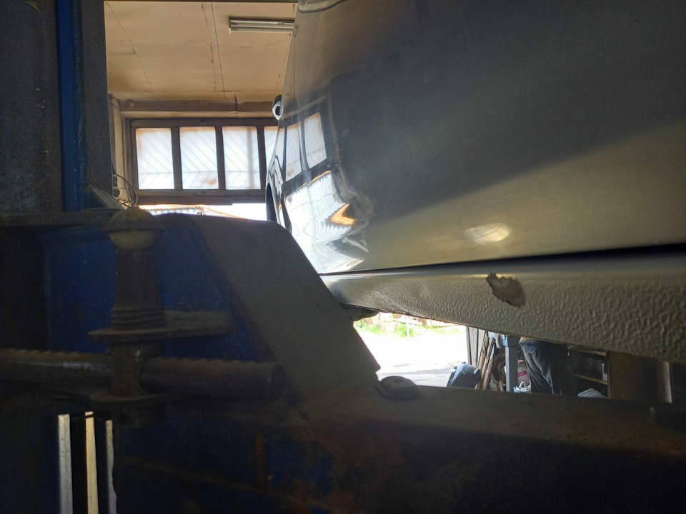 Мелочёвка…антиграв порогов, установка защитной сетки на решетку ...