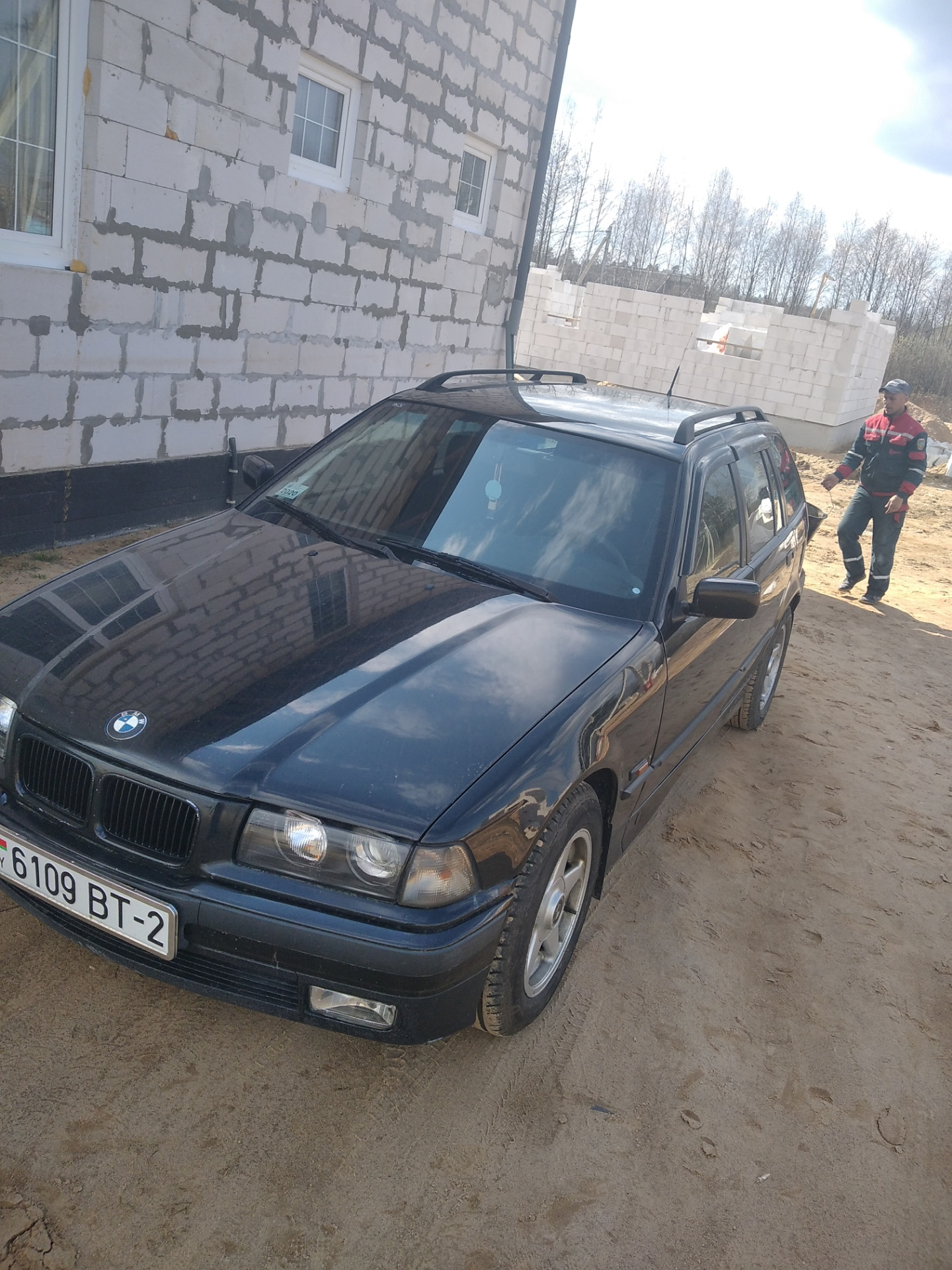 Дооснащение опцией S386A (Леер) — рейлинги на крышу — BMW 3 series ...
