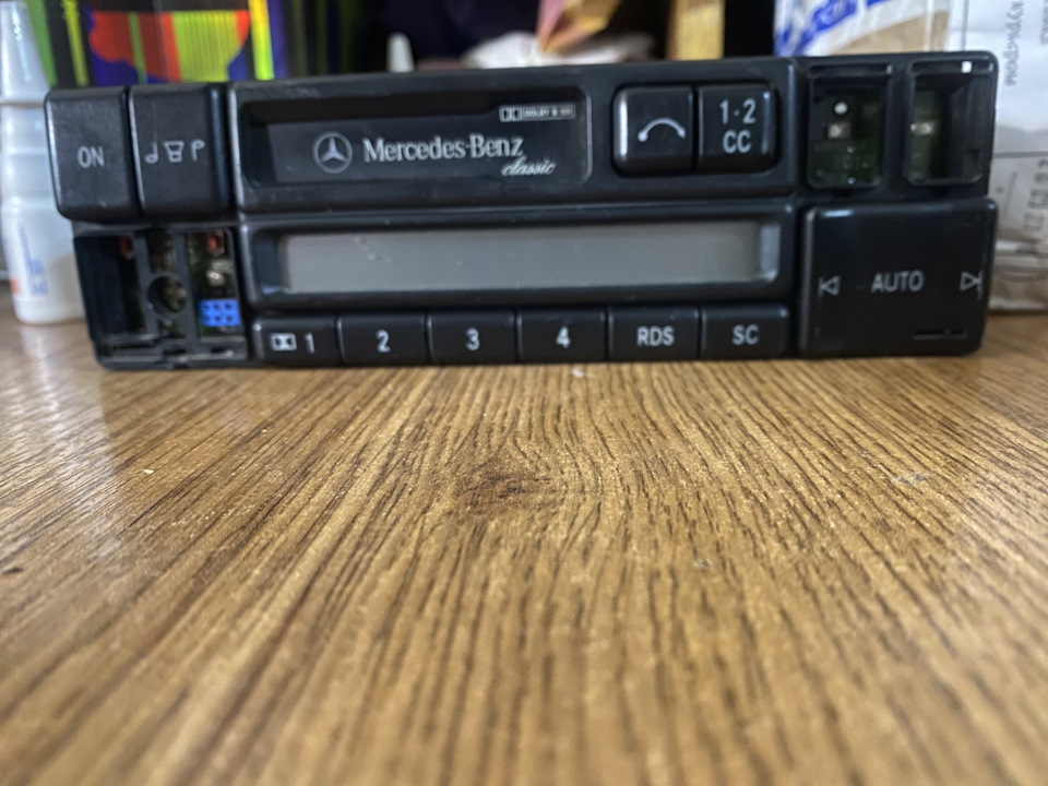 Штатная магнитола — Mercedes-Benz E-Class (W124), 3 л, 1989 года ...