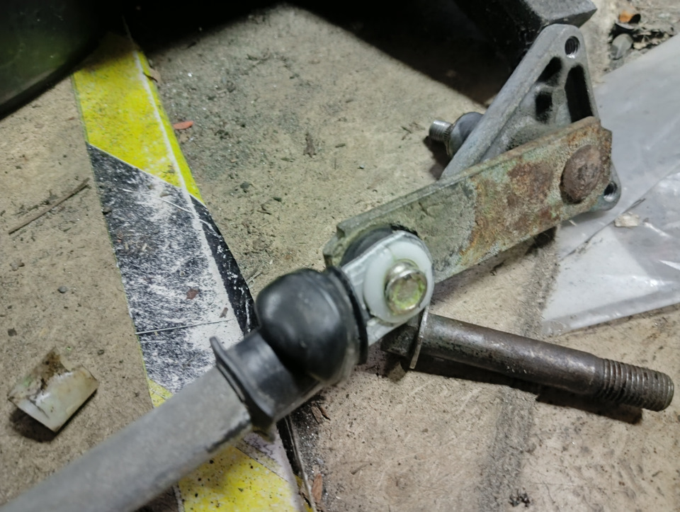 Фото в бортжурнале Toyota Corolla Levin (AE110/111)