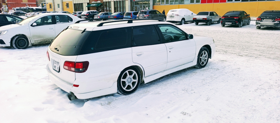 Фото в бортжурнале Nissan Avenir (2G)