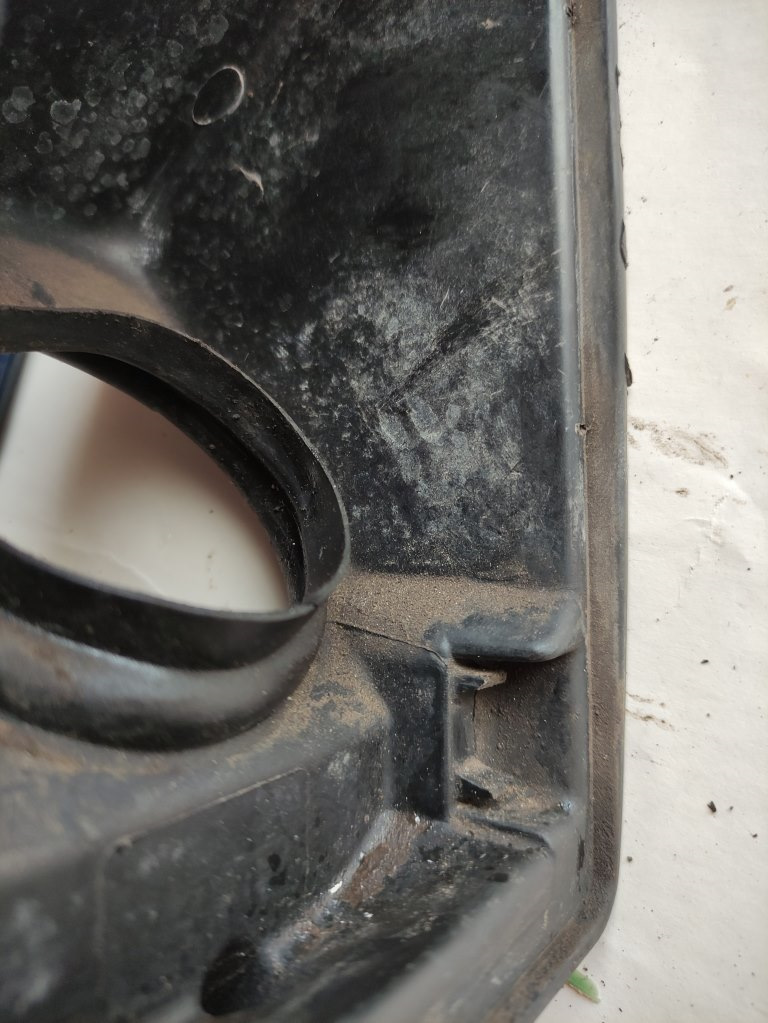Про лючок топливного бака — Ford Transit (7G), 2,2 л, 2007 года ...