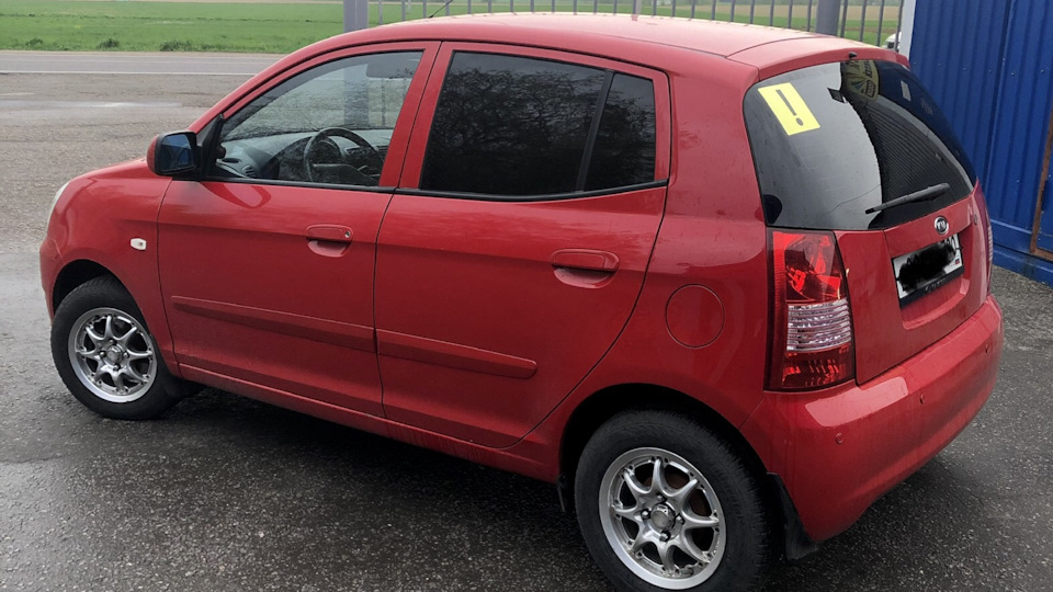 KIA Picanto Пикачу