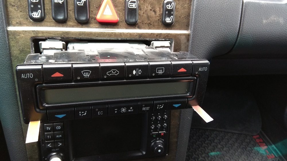 не работает климат контроль мерседес