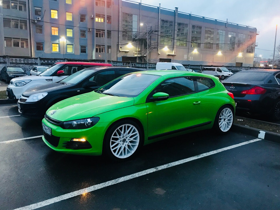 Фольксваген Scirocco цвет хаки