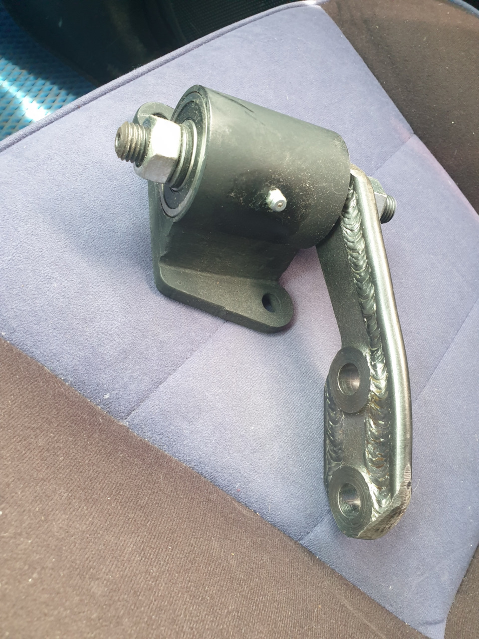 Люфт колёс влево/вправо Нива 21214 — Lada 4x4 3D, 1,7 л, 2013 года ...