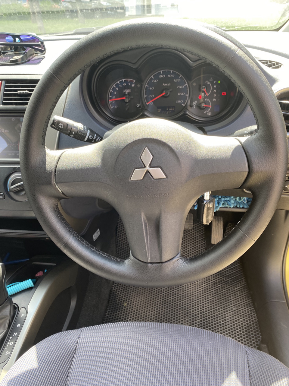 Перетяжка руля, Пермь-рулит — Mitsubishi Colt VI, 1,5 л, 2005 года | тюнинг  | DRIVE2