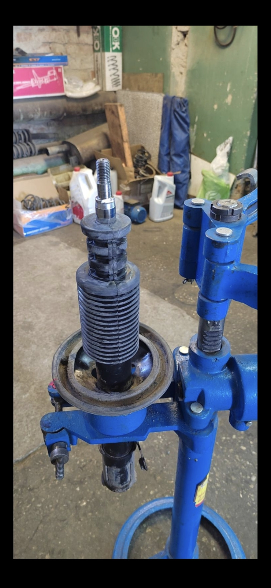 Прокачка передних стоек corolla fielder 120 — Toyota E120, 1,5 л, 2003 ...