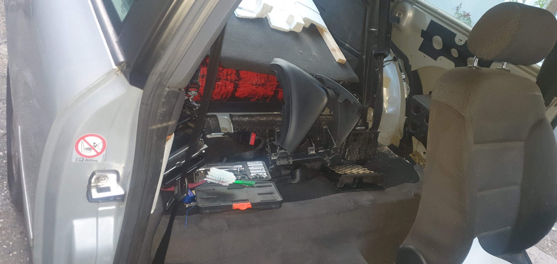 Установка сидений Рекаро и подключение подогрева. Часть 1. Вопрос ...