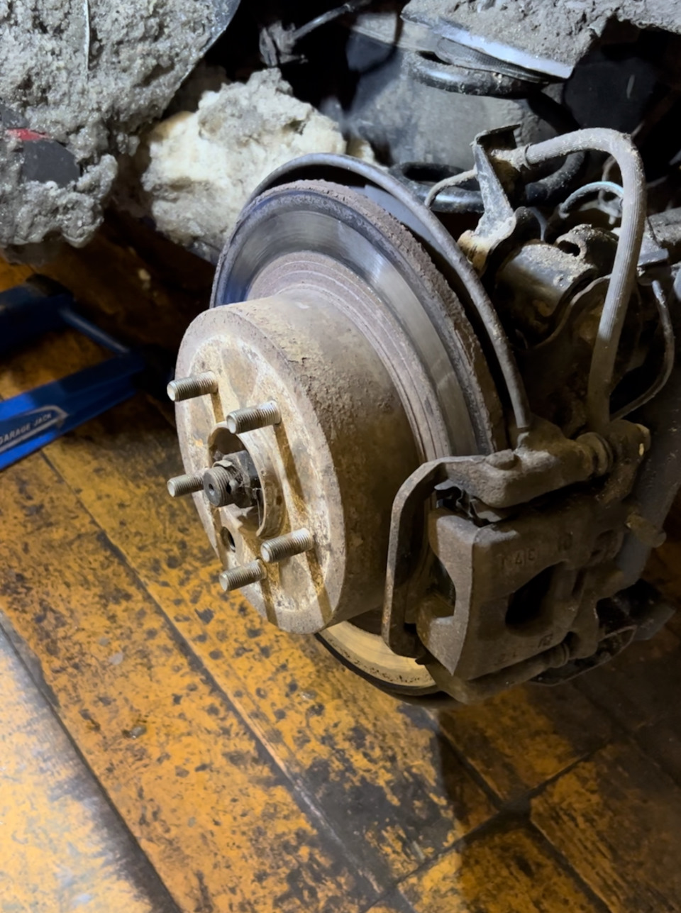 Новые тормозульки Carbon Series — Nissan Juke (1G), 1,6 л, 2013 года ...