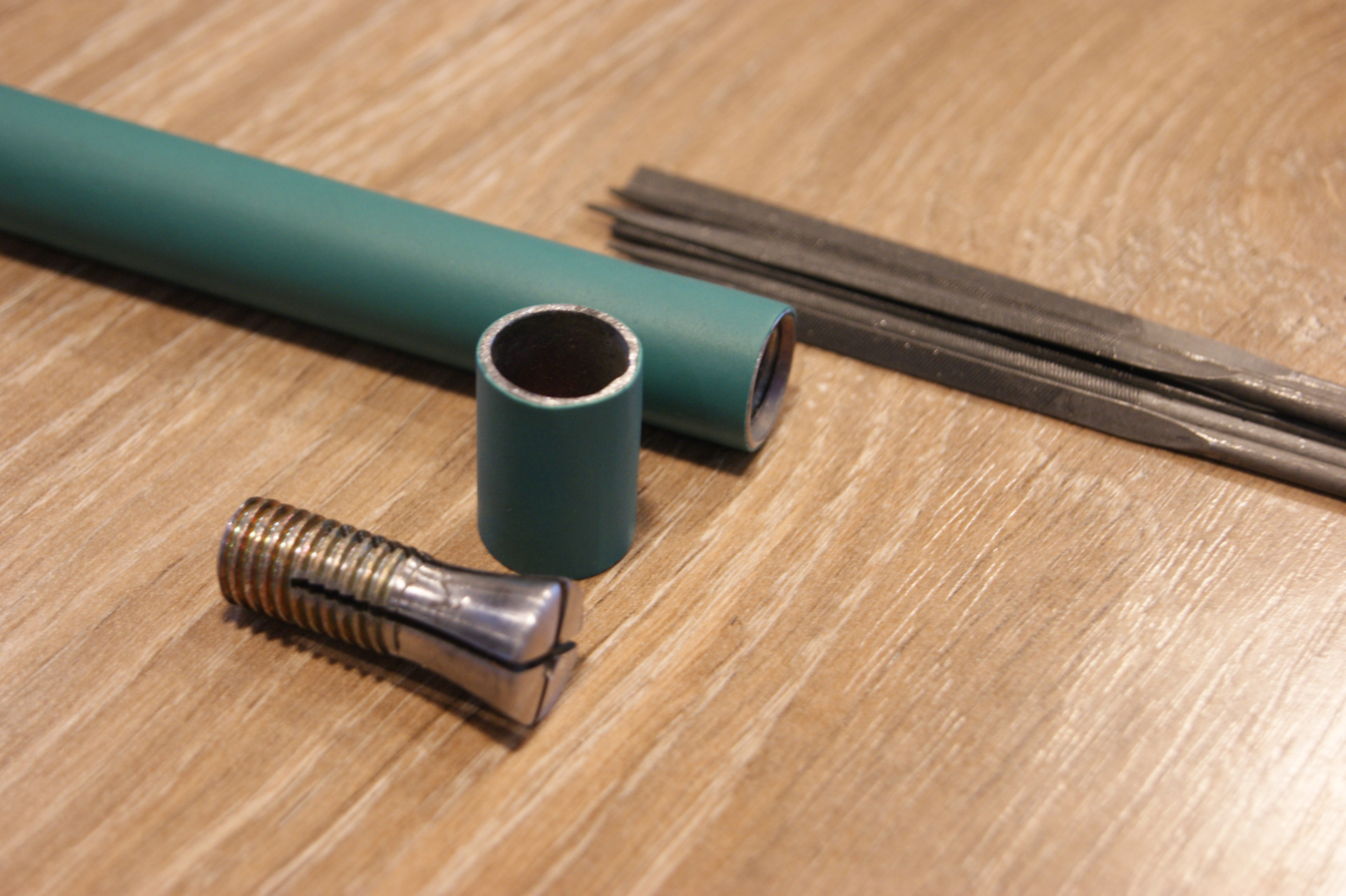 Схема ремонта крючка карандашом