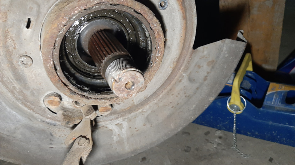 Замена пневмоподвески на пружины и задних ступичных подшипников ...