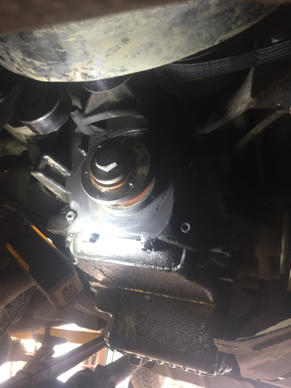 Течь масла удивительное рядом… — УАЗ Patriot, 2,7 л, 2019 года | своими ...