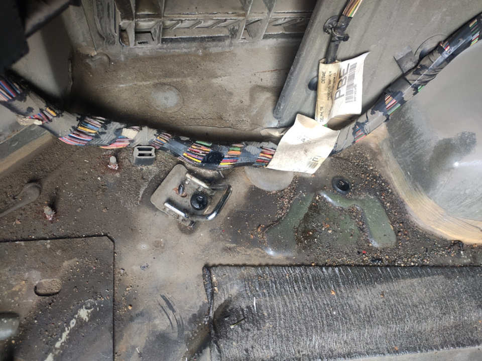 Пассивный ключ не распознан — Ford Mondeo IV, 2,5 л, 2007 года ...