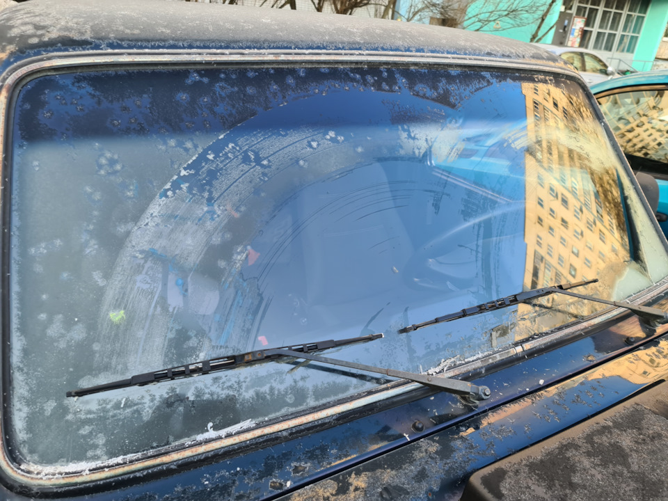 Старые щетки — Lada 4x4 3D