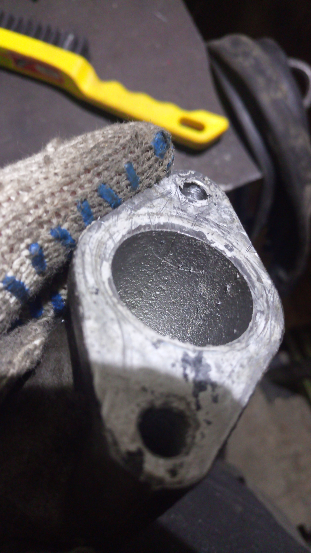 Антифриз между головкой и блоком, течет. — Nissan Pathfinder (3G), 2,5 ...