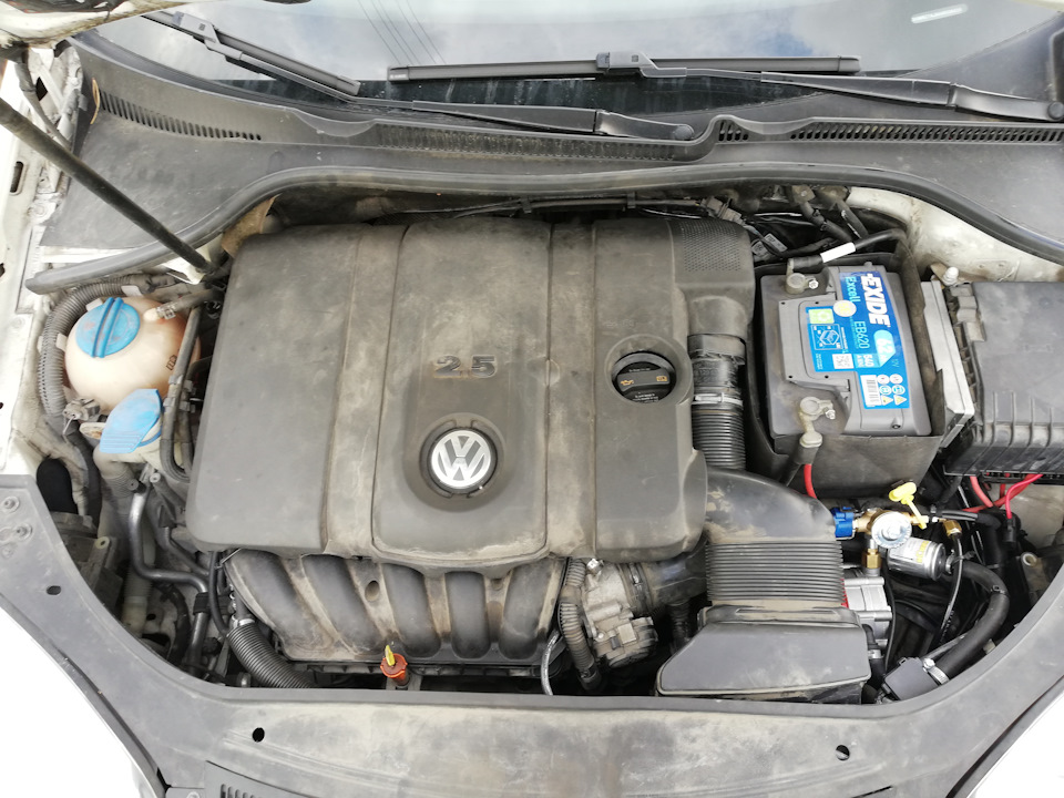 Фото в бортжурнале Volkswagen Jetta V