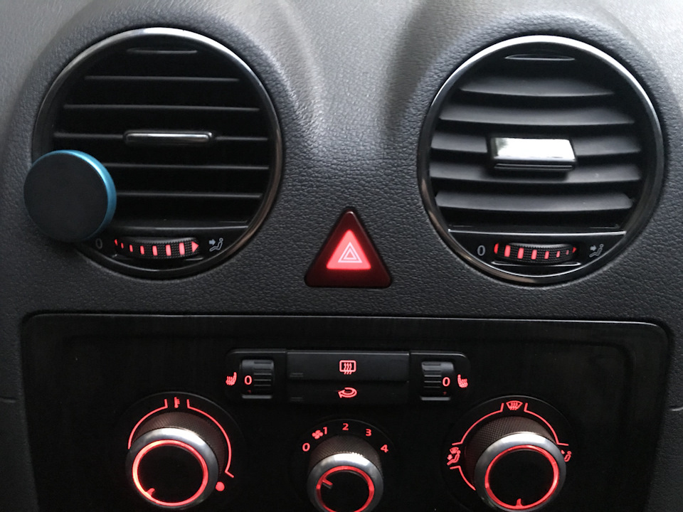 Photo from the logbook Volkswagen Caddy (3G)