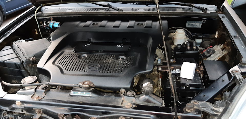 Двигатель ховер 2л. Подкапотка hover h3. Двигатель ховер н5 дизель 2. 4 подкапотка. Ховер н5 дизель подкапотка.