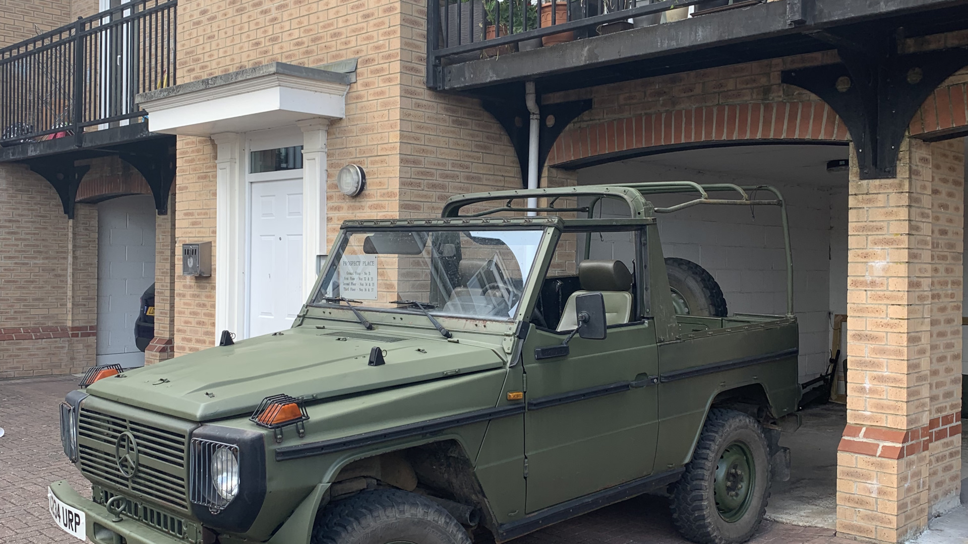 Mercedes-Benz G-Class (W460/W461) 2.4 дизельный 1985 | W460 army/ cabriolet  на DRIVE2