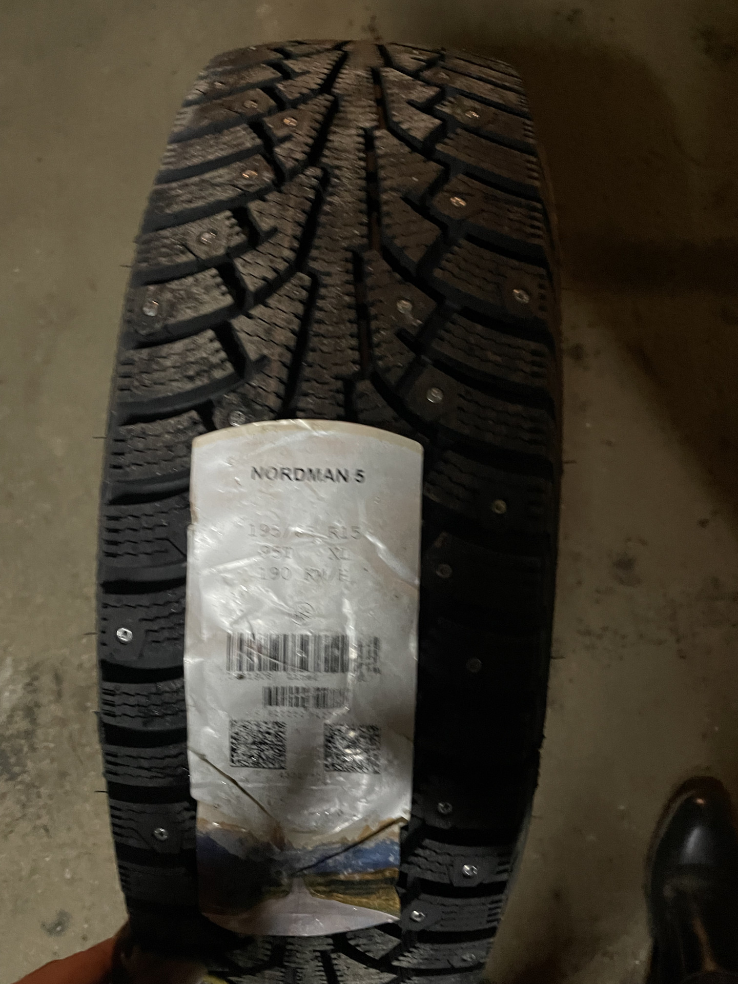 Пришло время новой резины — Hyundai Elantra (4G), 1,6 л, 2008 года ...