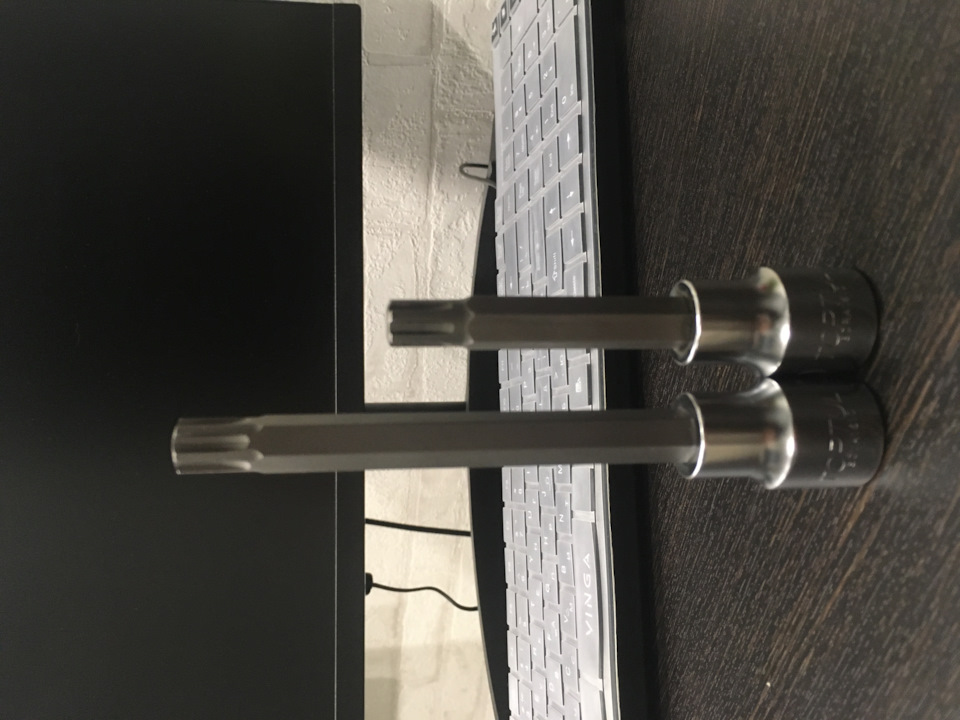 Чем открутить болты ГБЦ на двигателе AKL — DRIVE2