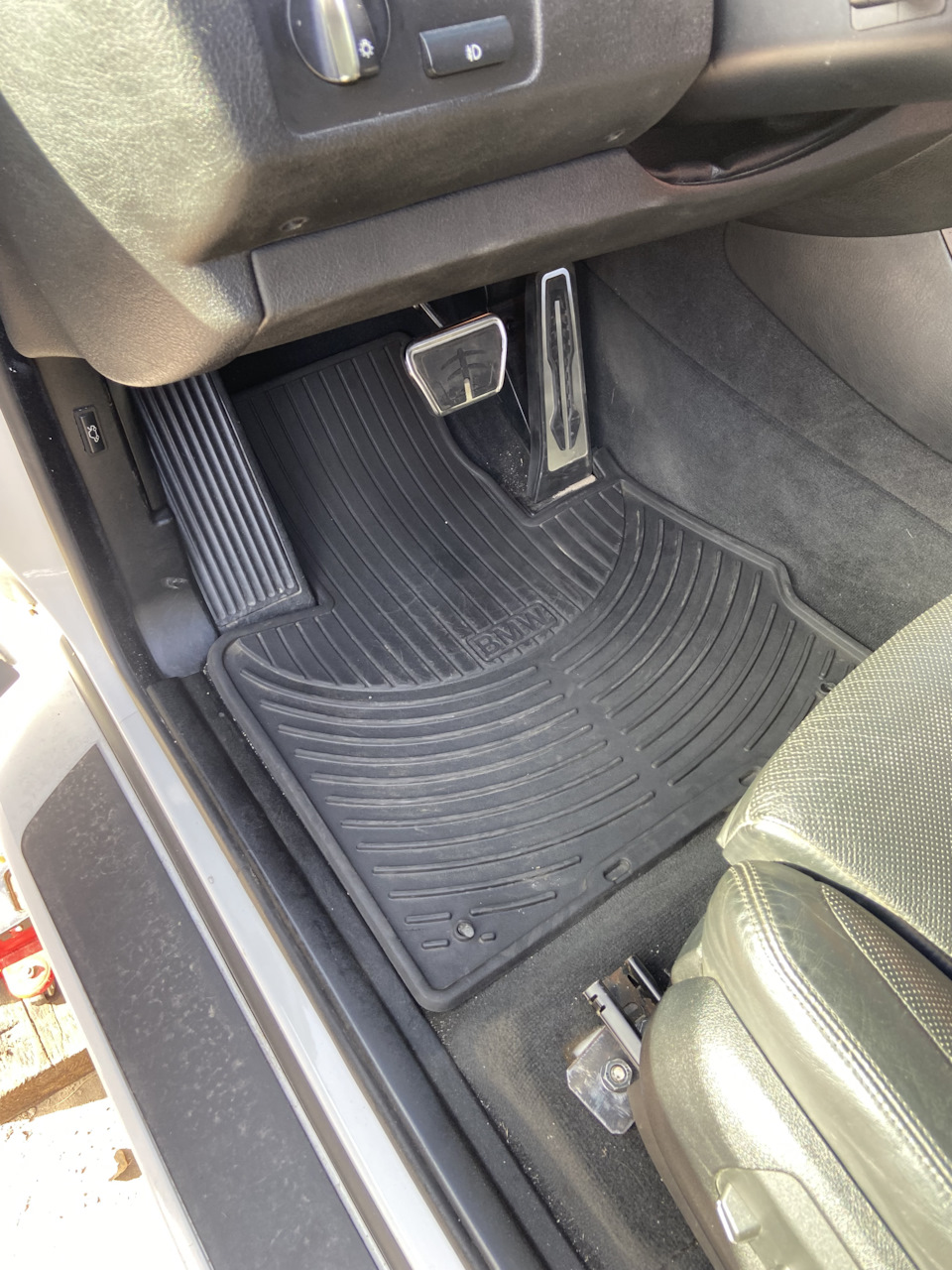 Фото в бортжурнале BMW X5 (E53)