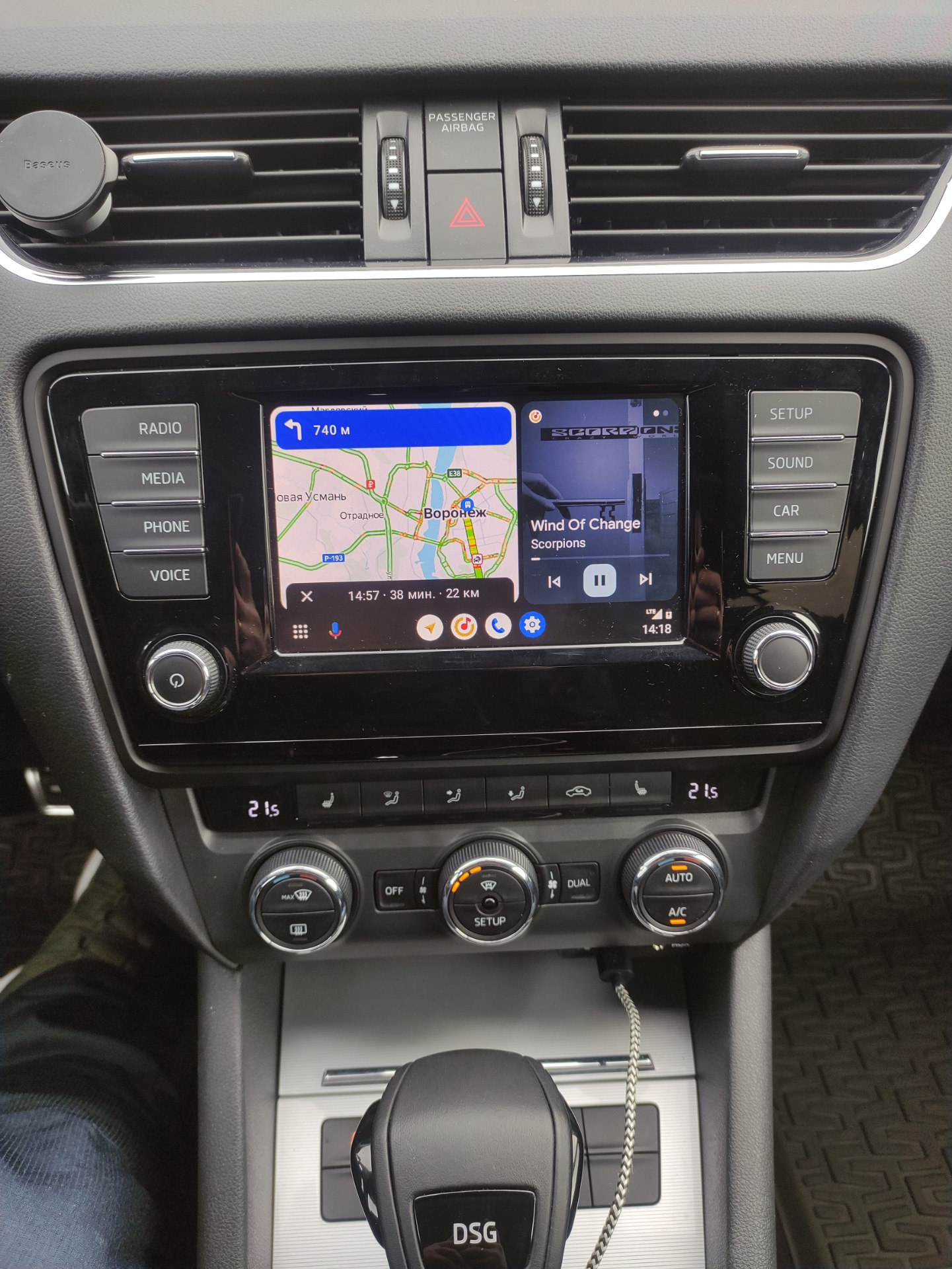 #55 — USB разъём 5Q0035726E Android Auto + нормальная зарядка⚡ — Skoda ...