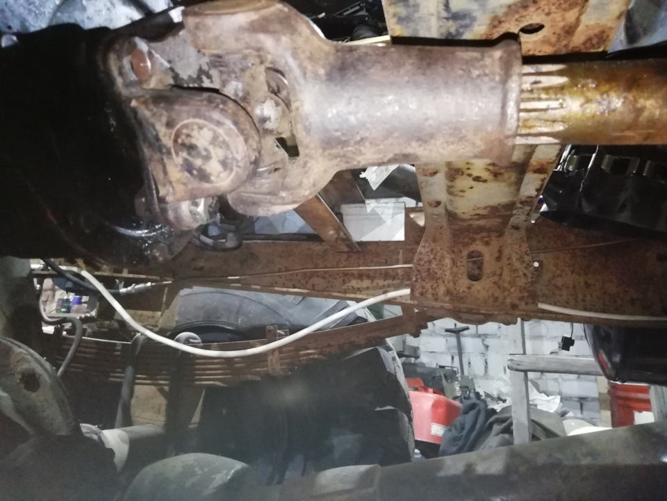 Карданный вал для привода лебедки — Газ 63 ГАZZИЛа, 3,5 л, 1965 года ...