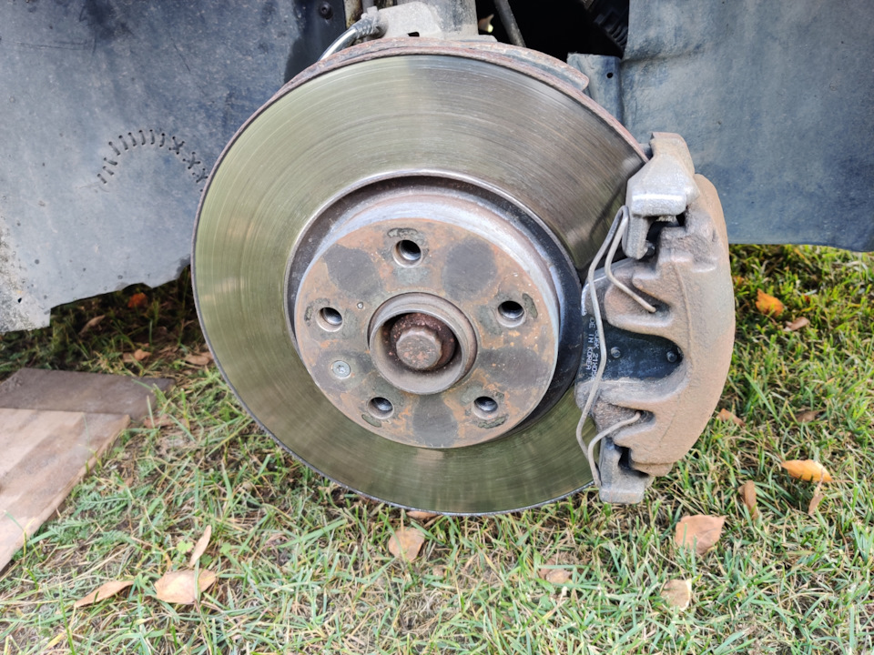 В таком состоянии всё было. — Volkswagen Passat B7