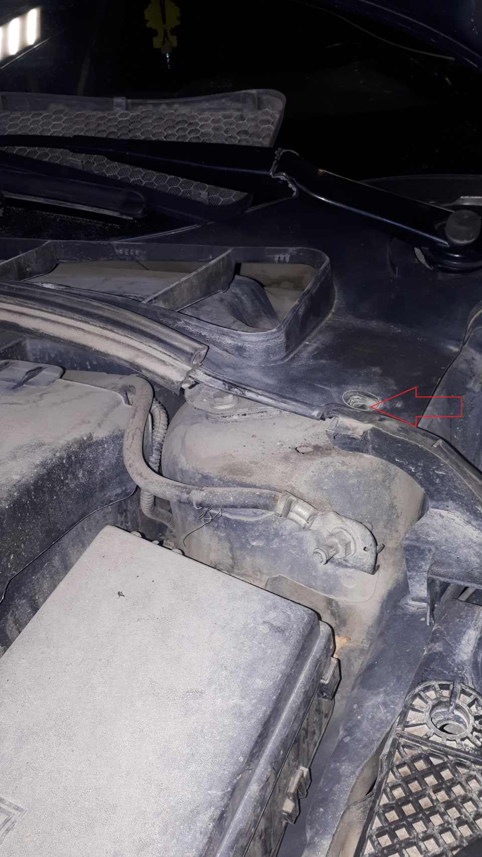 Krok 4: Krok montażowy — patrz zdjęcie. — Ford Focus 3