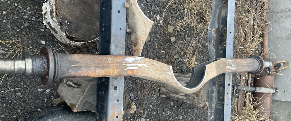 2 — CUSTOM TRUCK