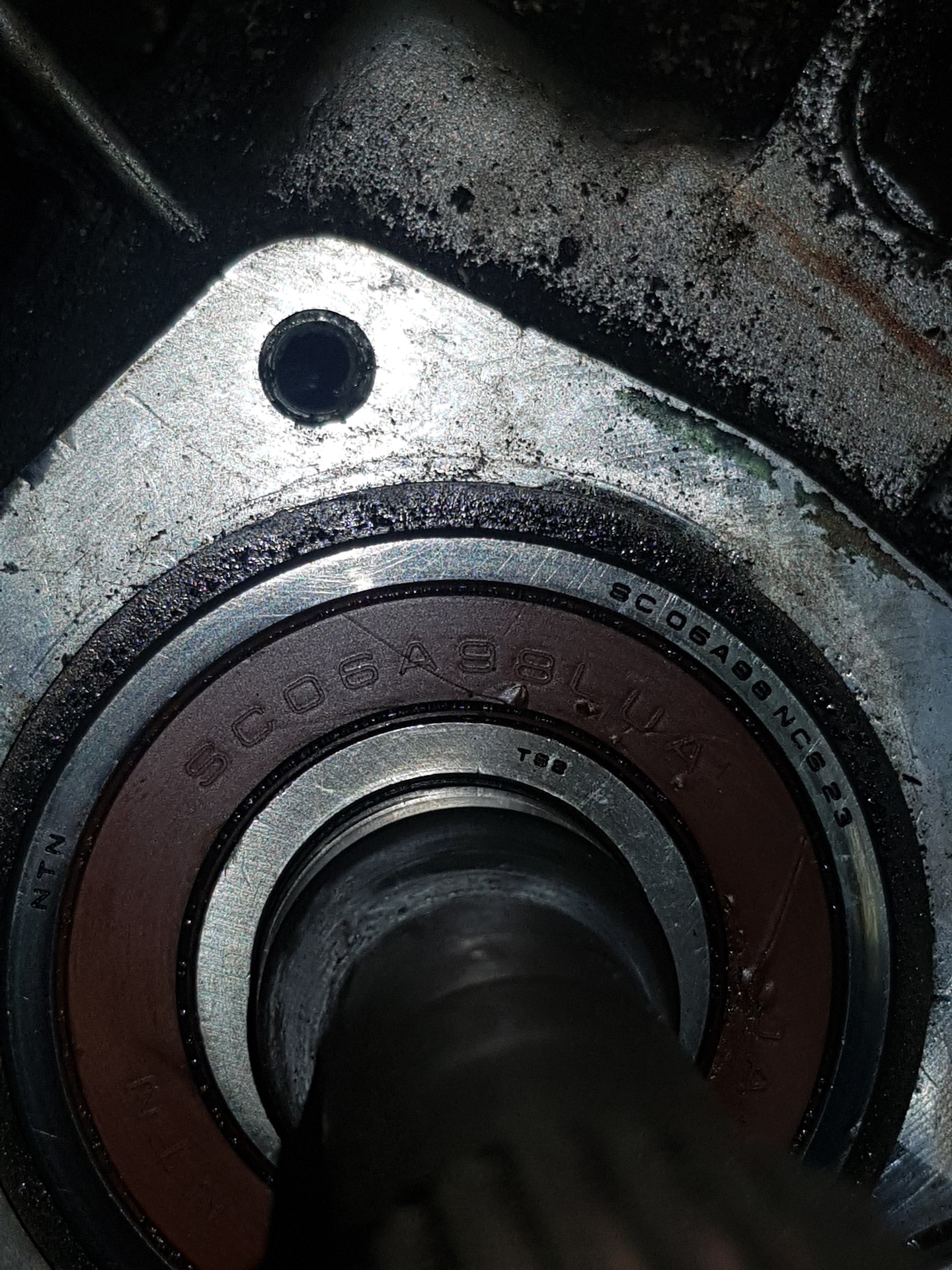 Шум в коробке — Mercedes-Benz C-class (W202), 2 л, 1995 года | своими ...