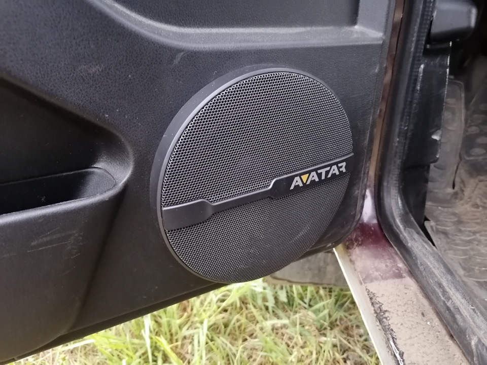 Поменял грили на динамиках — Lada 4x4 3D, 1,7 л., 2012 года | своими ...