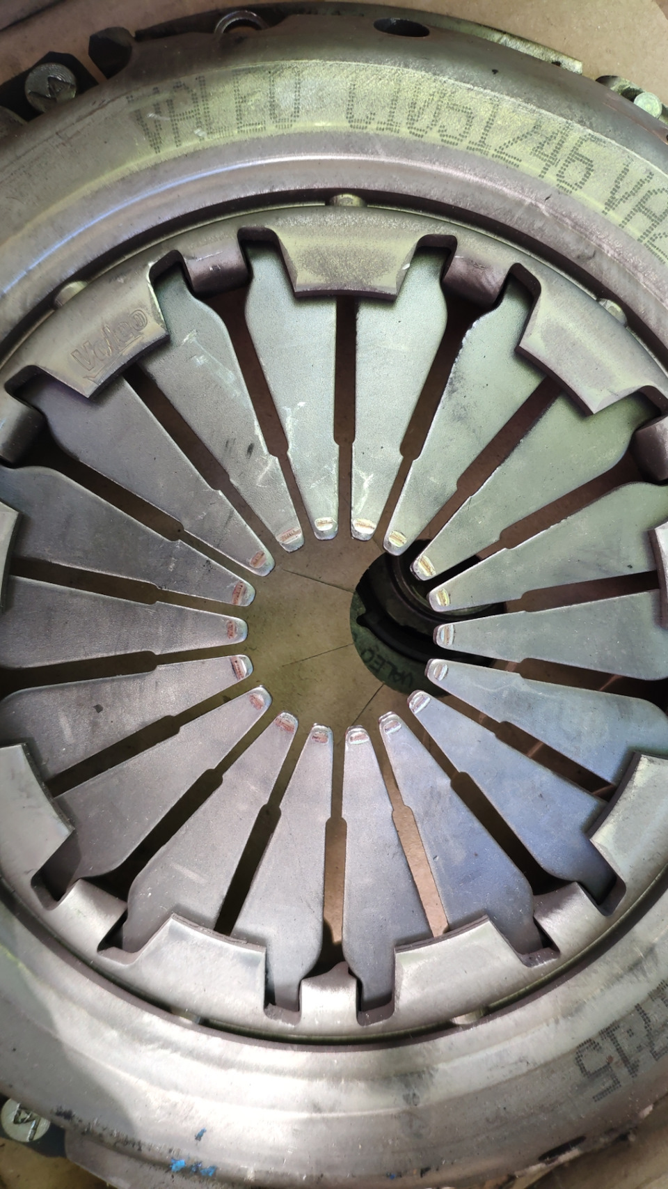 Износ корзины за 8000 км и замена сцепления 1.8 амт — Lada Vesta, 1,8 л ...