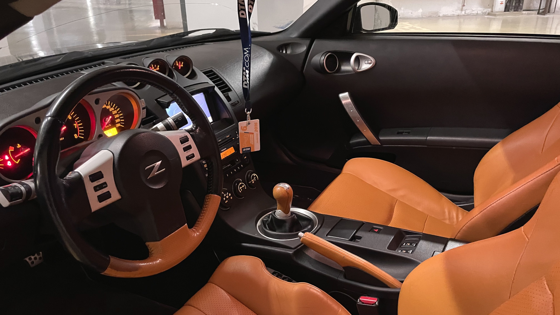 Nissan 350Z 3.5 бензиновый 2004 | Фашка III на DRIVE2