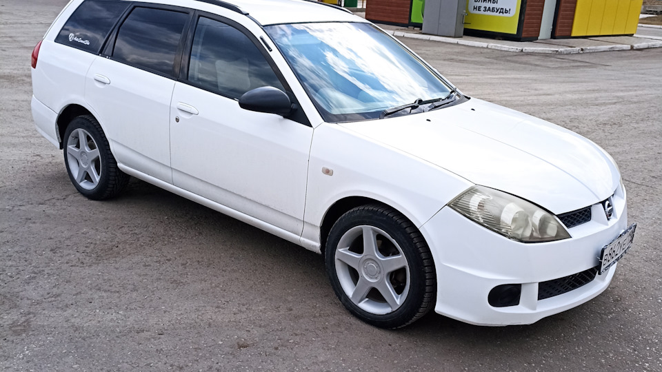 Купить б/у Nissan Wingroad II (Y11) Рестайлинг 1.5 AT (105 л.с.) бензин автомат 