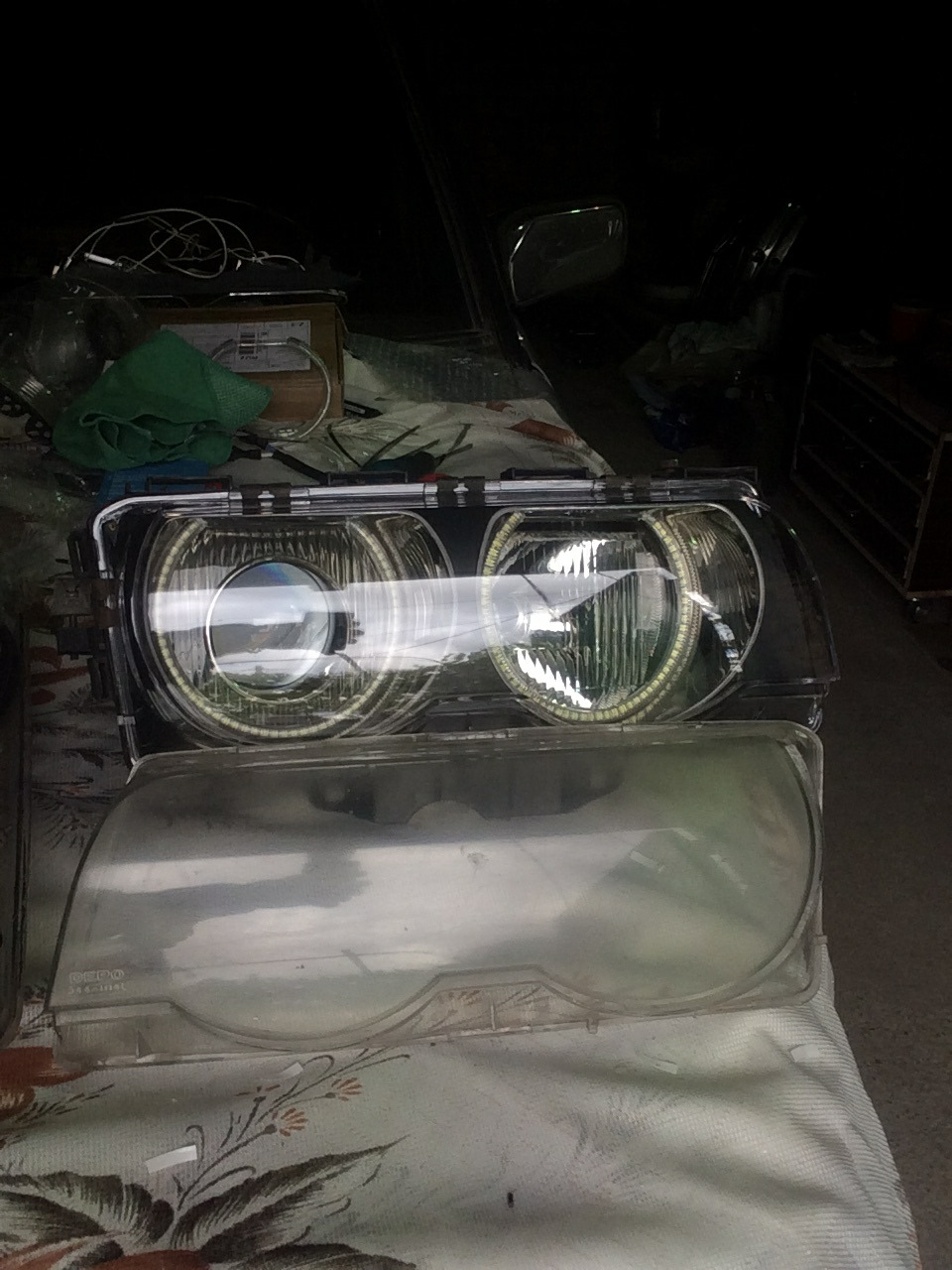 Больная тема и болезнь всех БМВ это свет — BMW 7 series (E38), 4,4 л ...