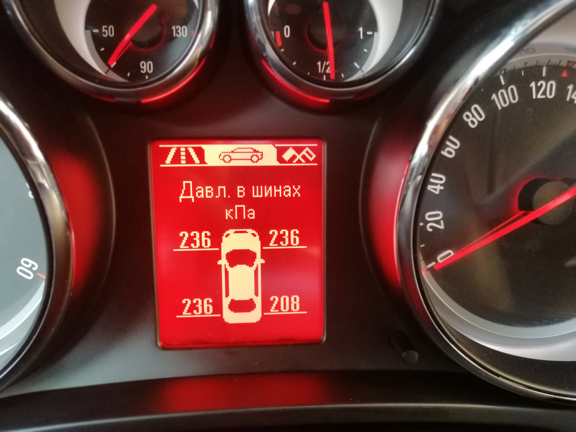 Зафира б температура двигателя. Opel Zafira Tourer датчик. Astra j дополнительные датчики.