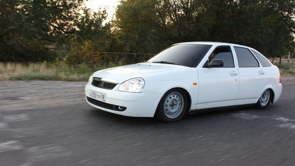Купить б/у Lada (ВАЗ) Priora I Рестайлинг 1.6 MT (106 л.с.) бензин механика в Гр