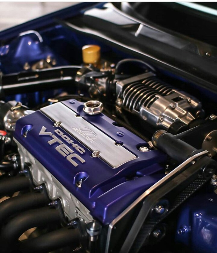 Auto l6. Li auto l7 мотор. 6.2l машина. li autol l7. втековый двигатель.