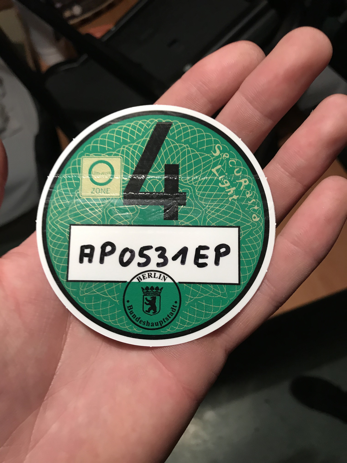 Получение эко наклейки (Umweltplakette) — Mercedes-Benz W123, 2,4 л ...
