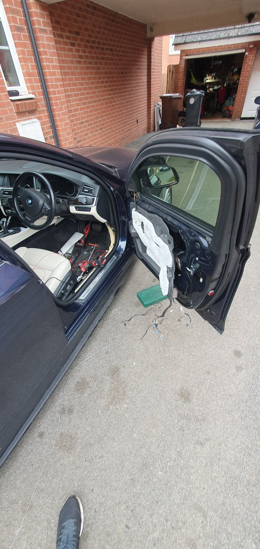 перевести light. It s lit перевод. английский язык. Light перевод. правило its и it's.