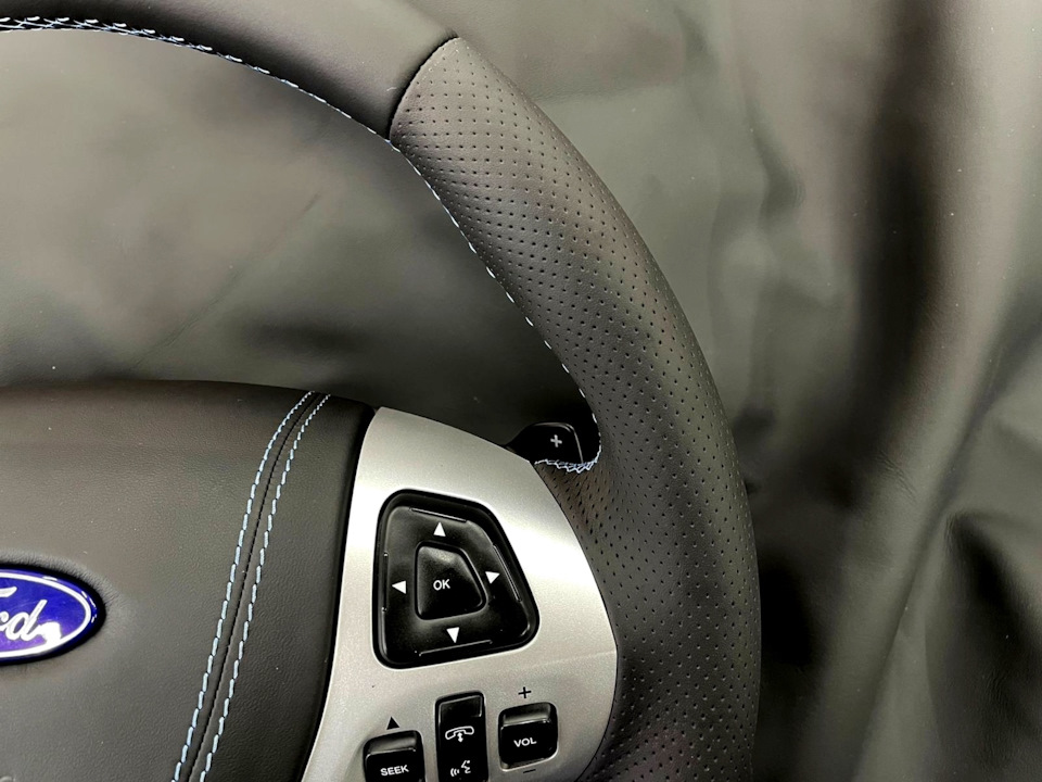 Фото в бортжурнале Ford Explorer (5G)